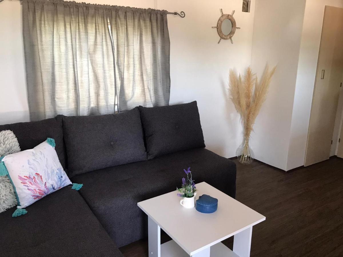 Mobile Home Tomic Tisno Exterior photo
